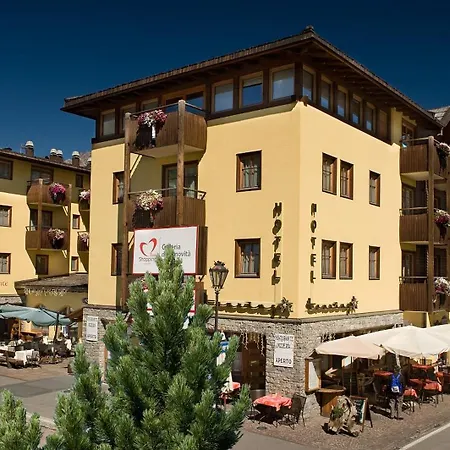 Hotel Touring 4*