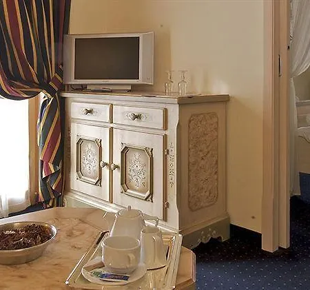 Hotel Touring